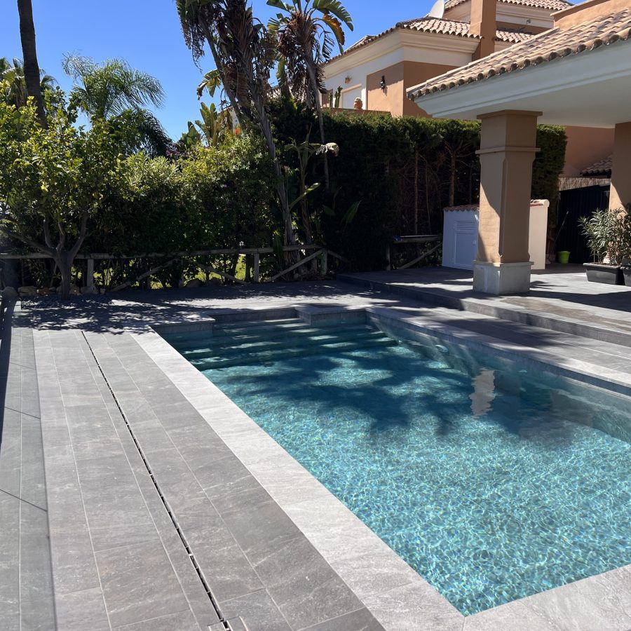 PISCINA SANTA CLARA, MARBELLA